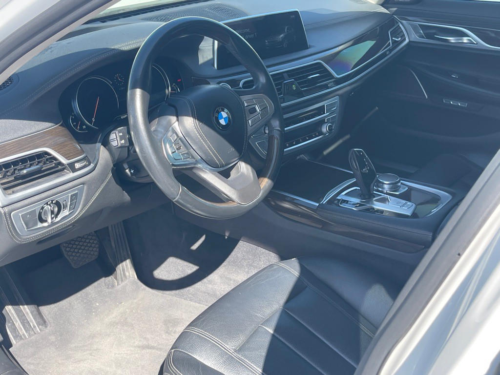 2018 BMW 7 Series Image 55