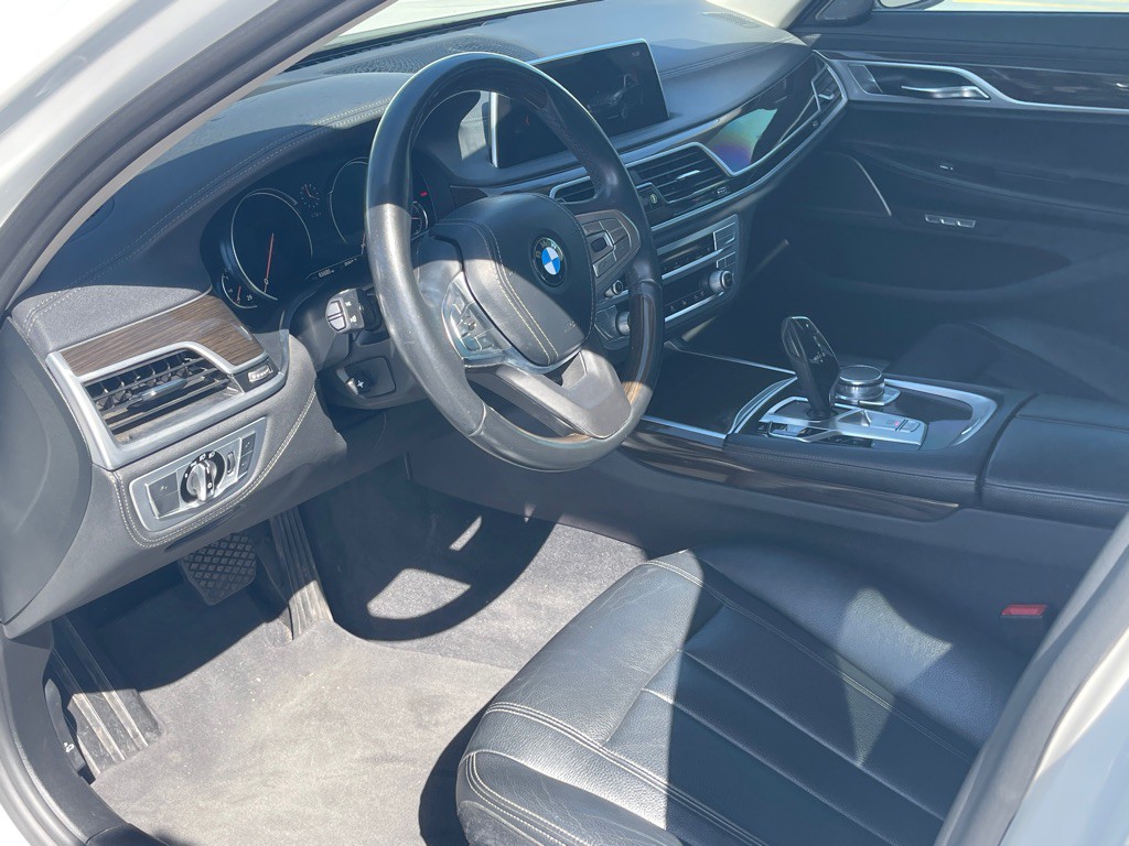2018 BMW 7 Series Image 58