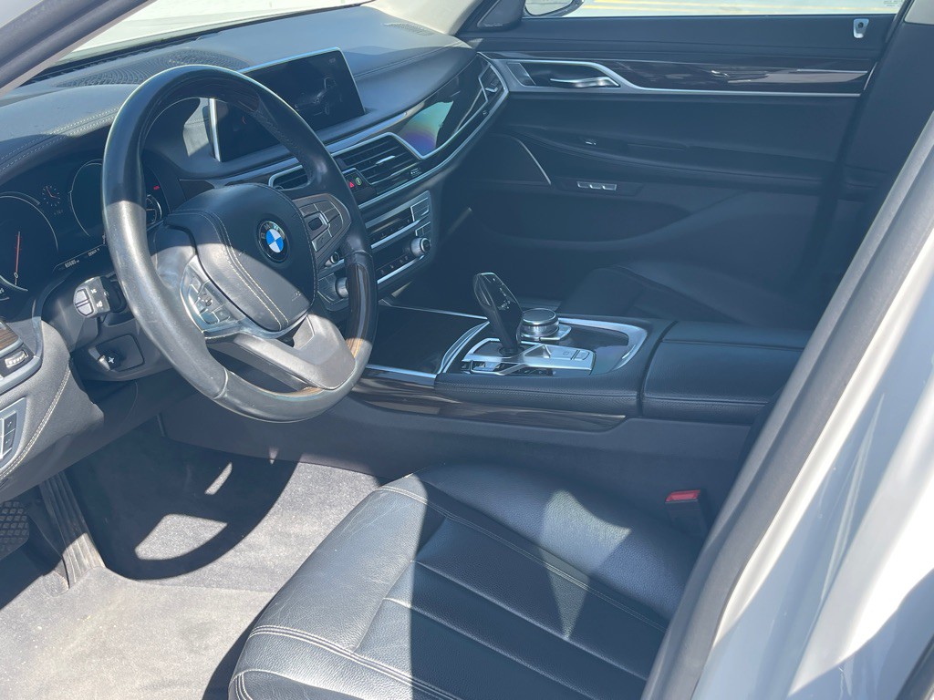 2018 BMW 7 Series Image 59