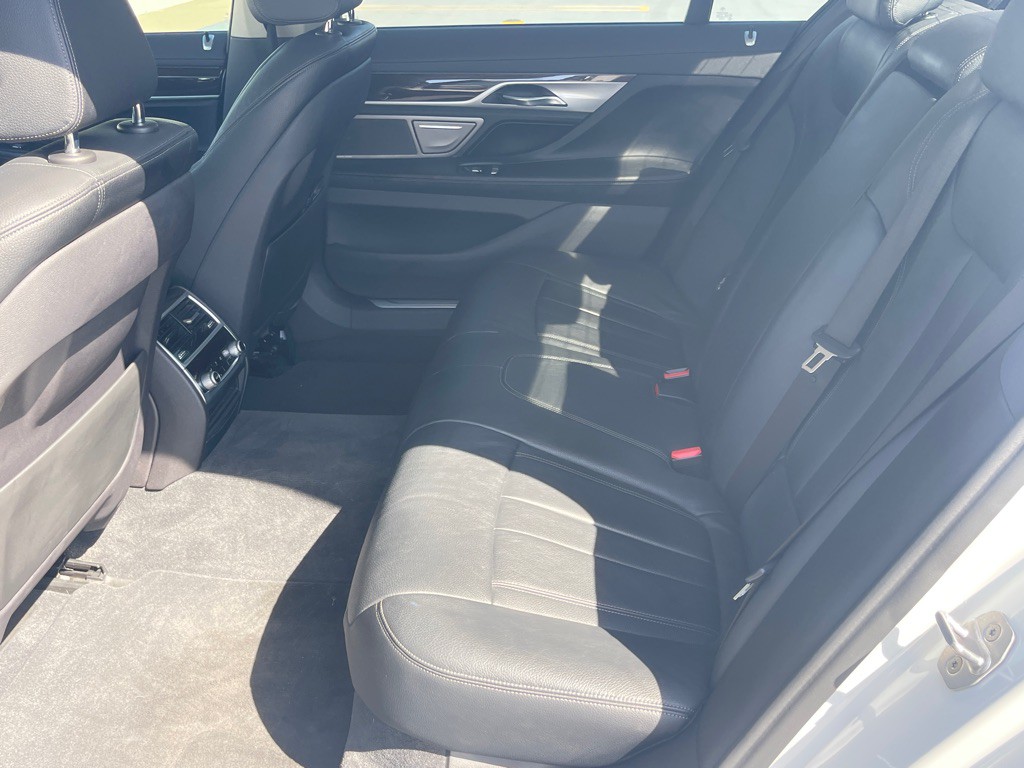 2018 BMW 7 Series Image 63