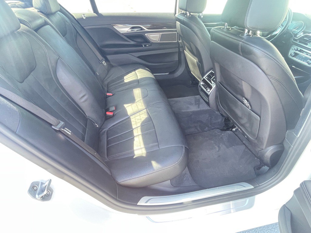 2018 BMW 7 Series Image 75