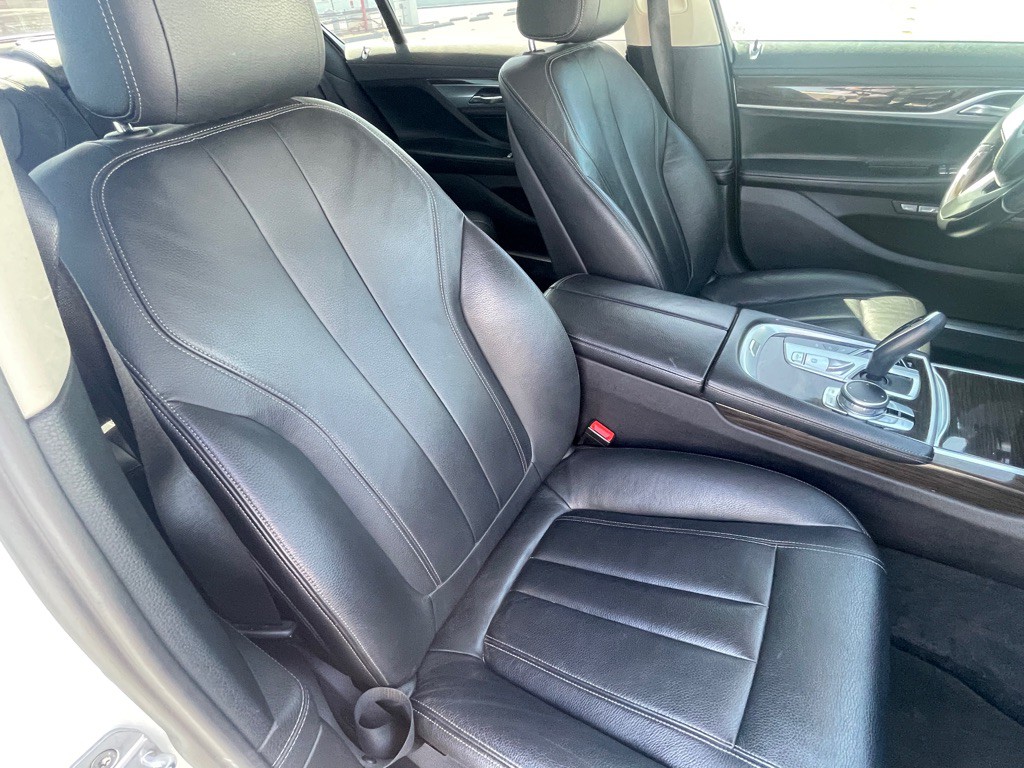 2018 BMW 7 Series Image 83
