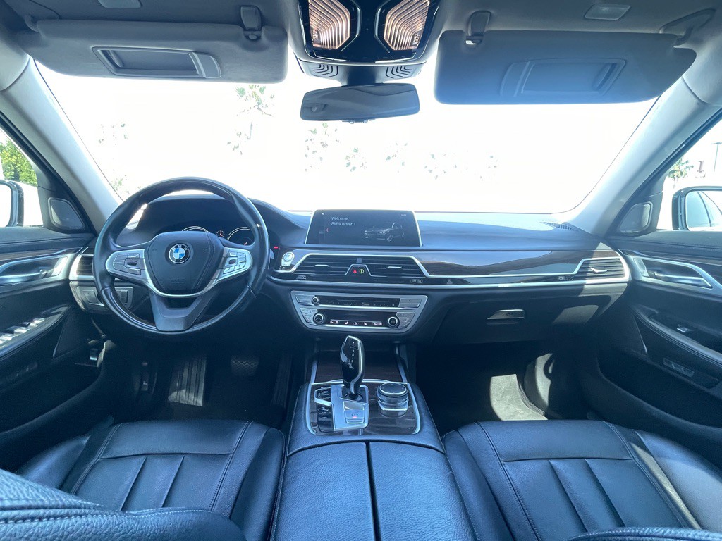 2018 BMW 7 Series Image 91