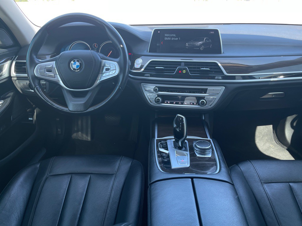 2018 BMW 7 Series Image 95