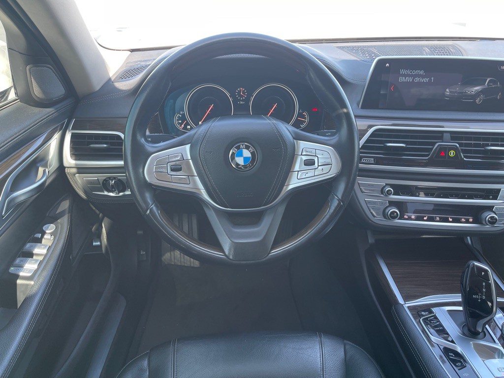 2018 BMW 7 Series Image 97
