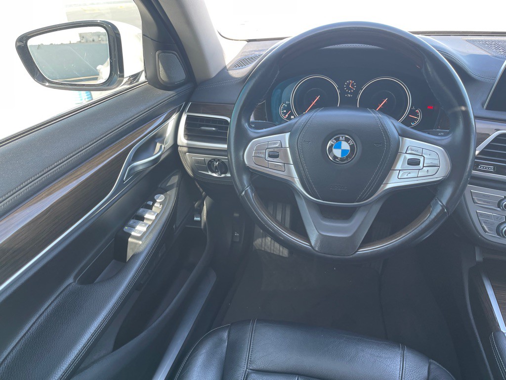 2018 BMW 7 Series Image 98
