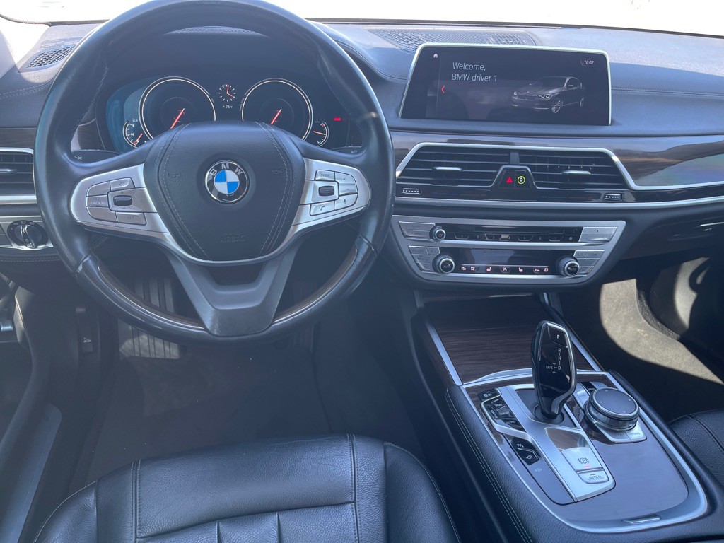 2018 BMW 7 Series Image 99
