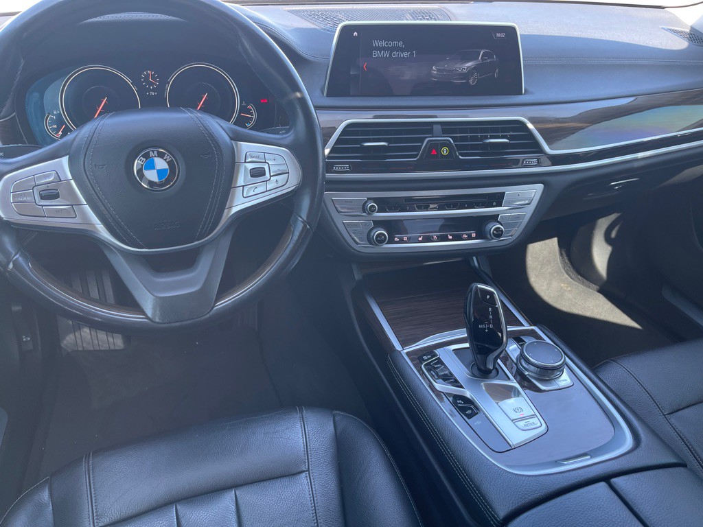 2018 BMW 7 Series Image 100