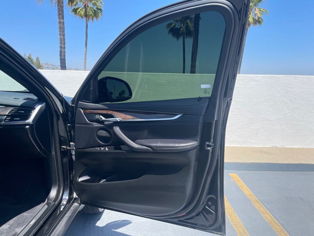 2018 BMW X6 Image 40