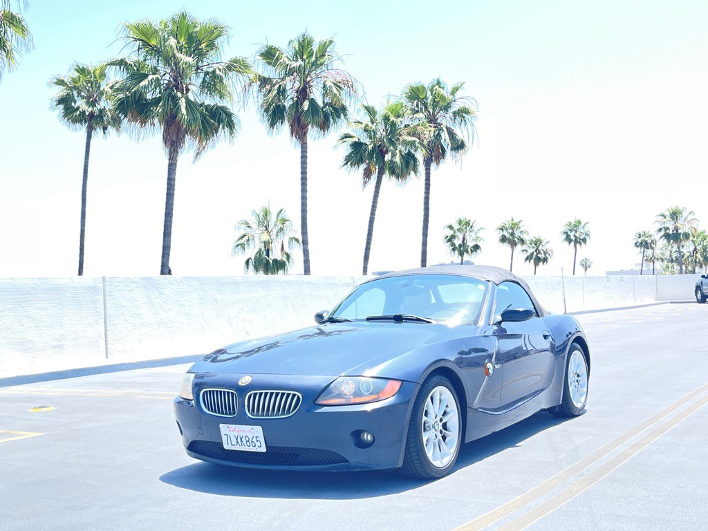 2004 BMW Z4 Image 2