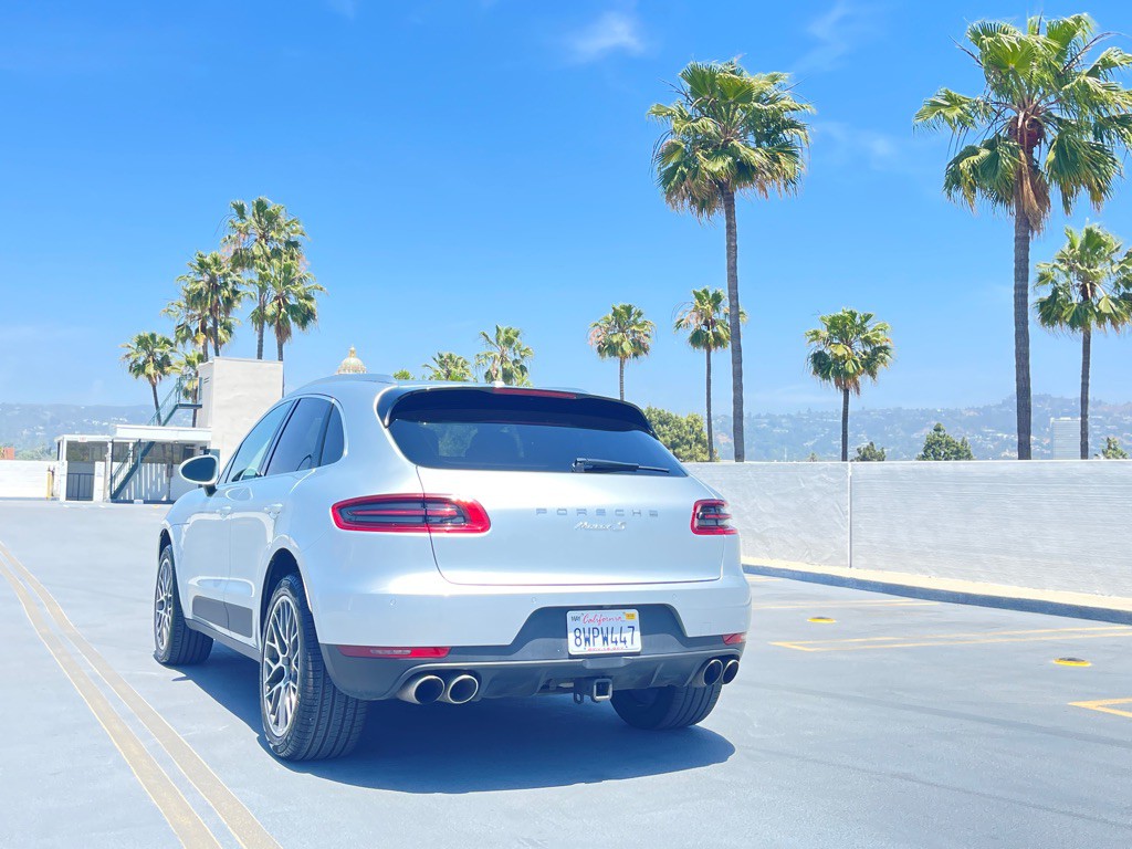 2017 Porsche Macan Image 8
