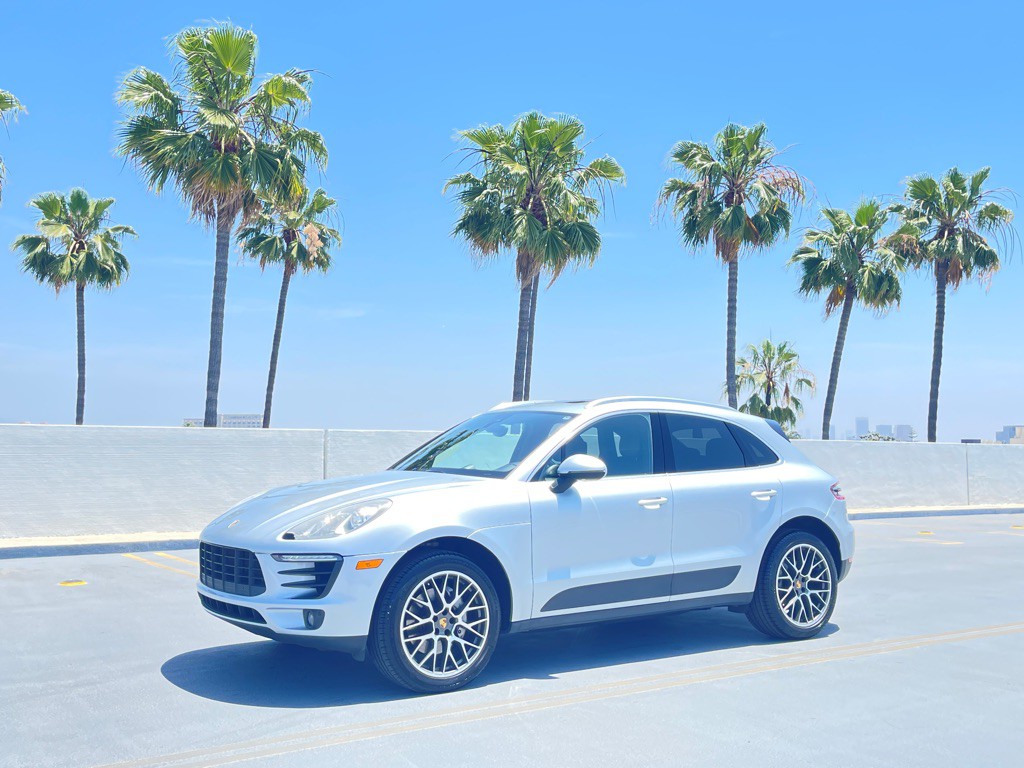 2017 Porsche Macan Image 15