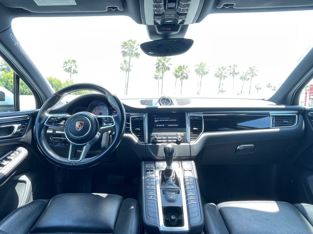 2017 Porsche Macan Image 85