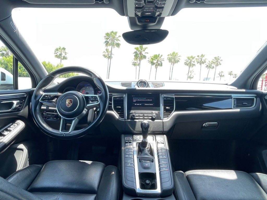 2017 Porsche Macan Image 88