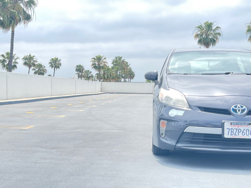 2013 Toyota Prius Image 16