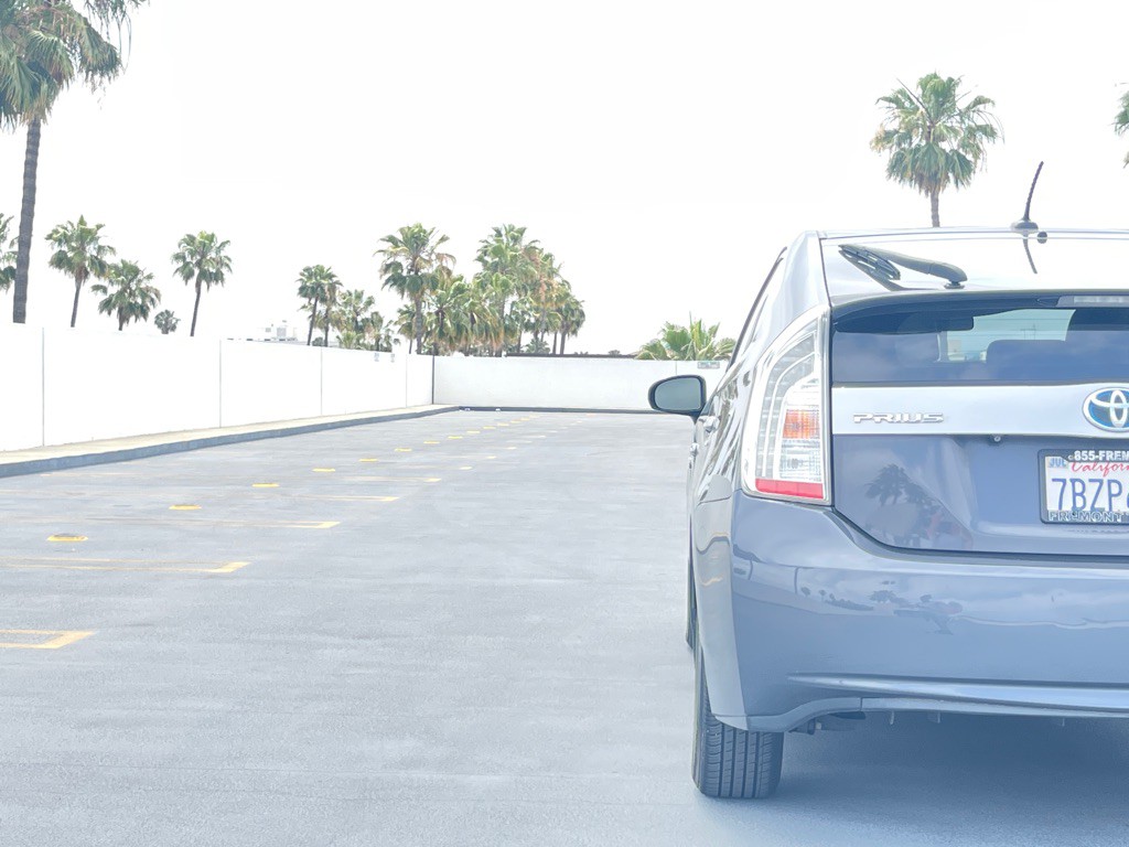 2013 Toyota Prius Image 32