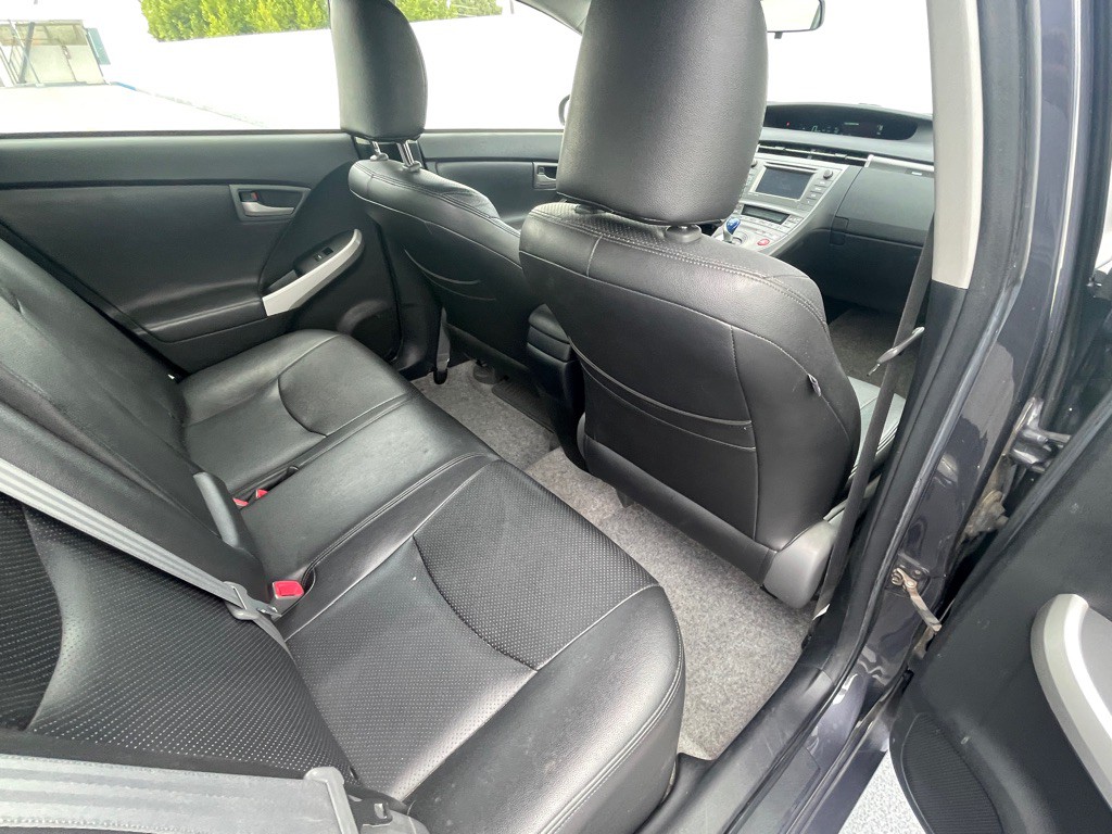 2013 Toyota Prius Image 70