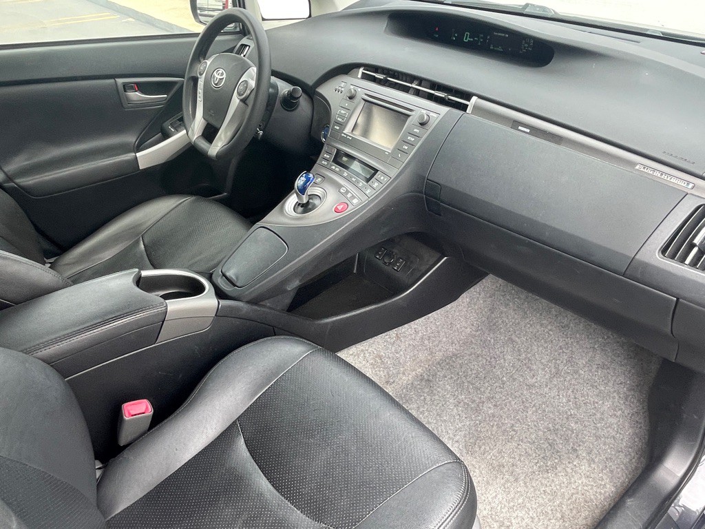 2013 Toyota Prius Image 80