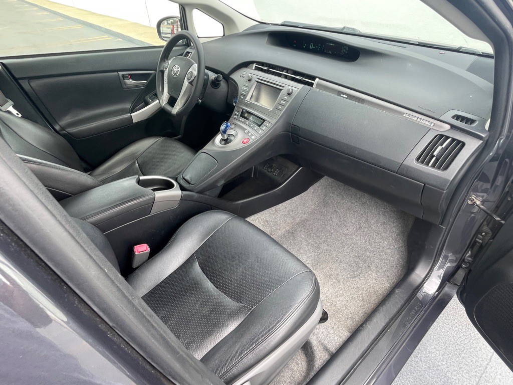 2013 Toyota Prius Image 83