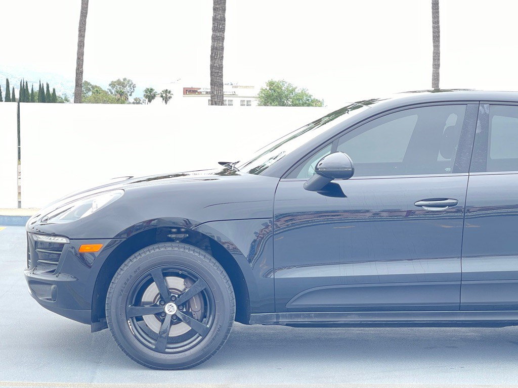 2018 Porsche Macan Image 7