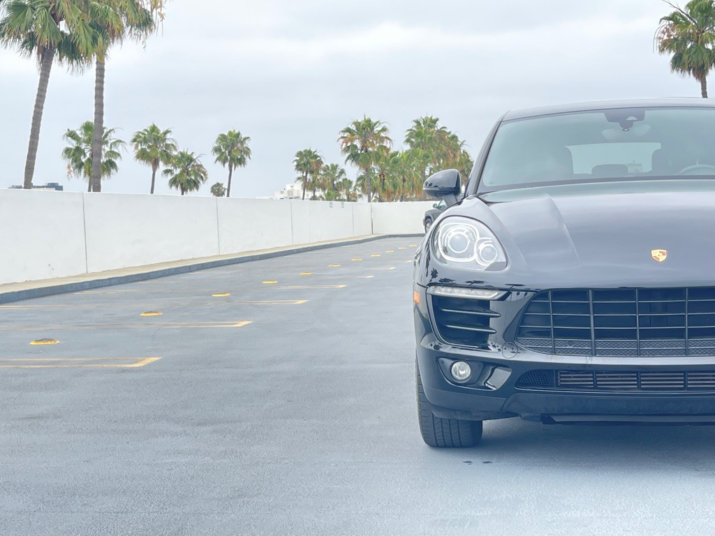 2018 Porsche Macan Image 20