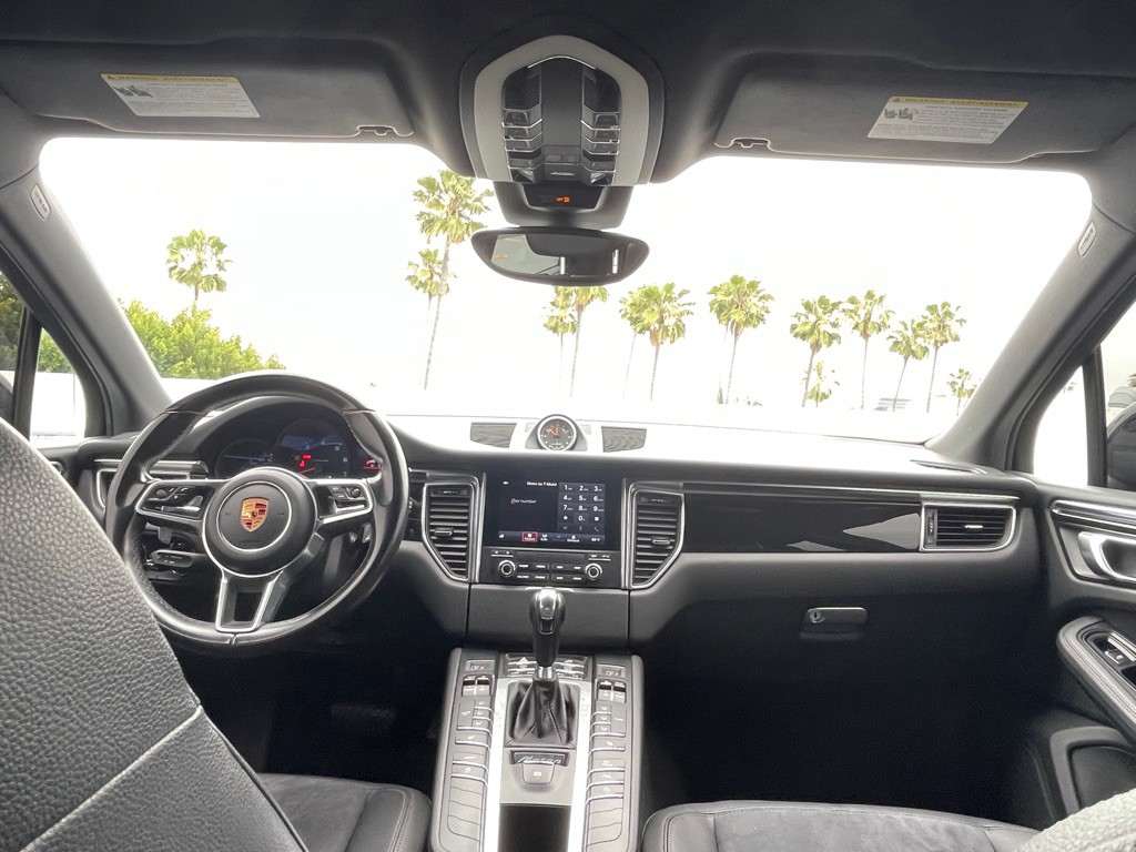 2018 Porsche Macan Image 81
