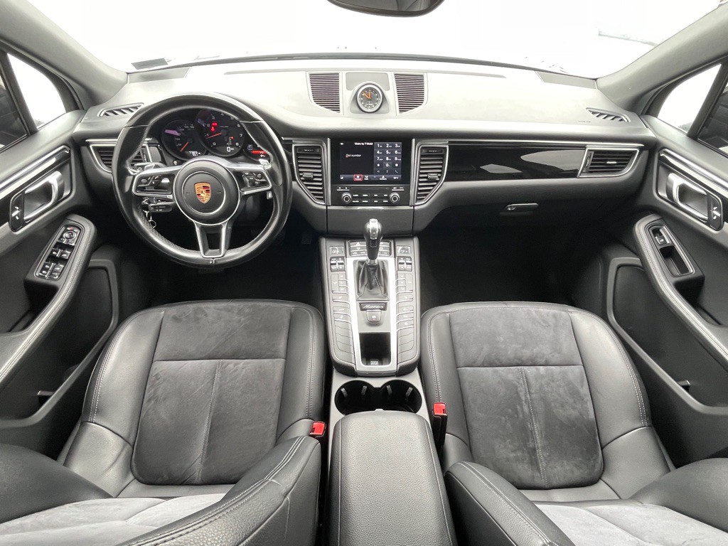 2018 Porsche Macan Image 82