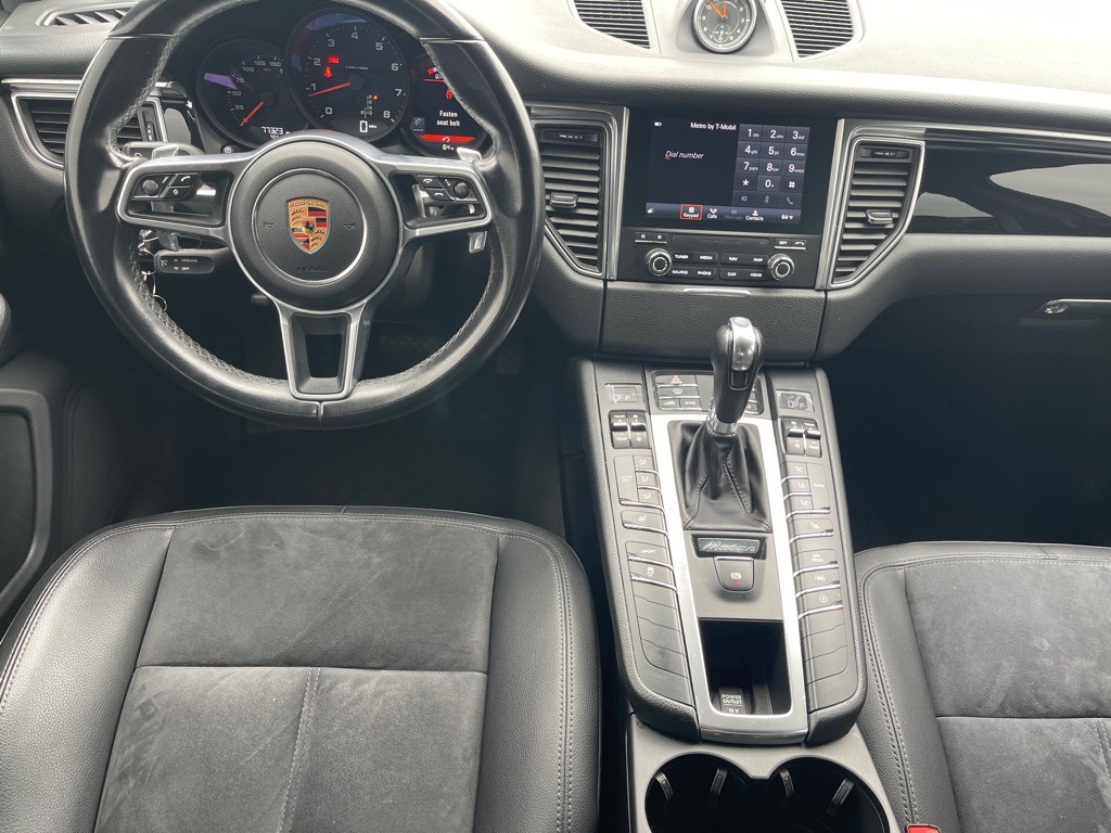2018 Porsche Macan Image 88