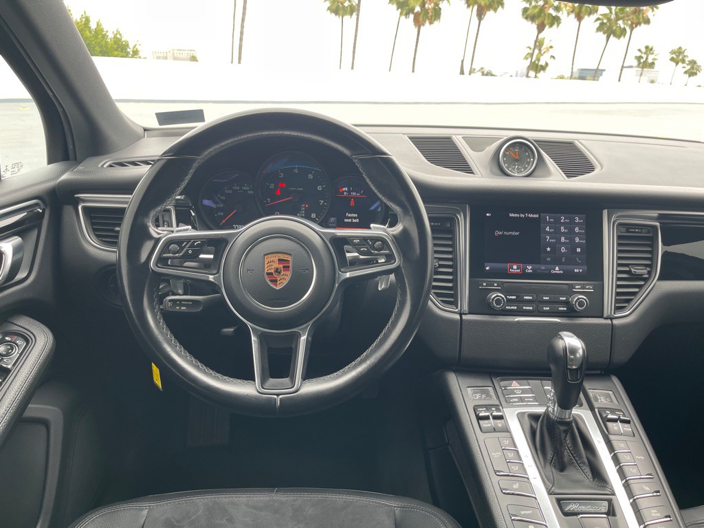 2018 Porsche Macan Image 89