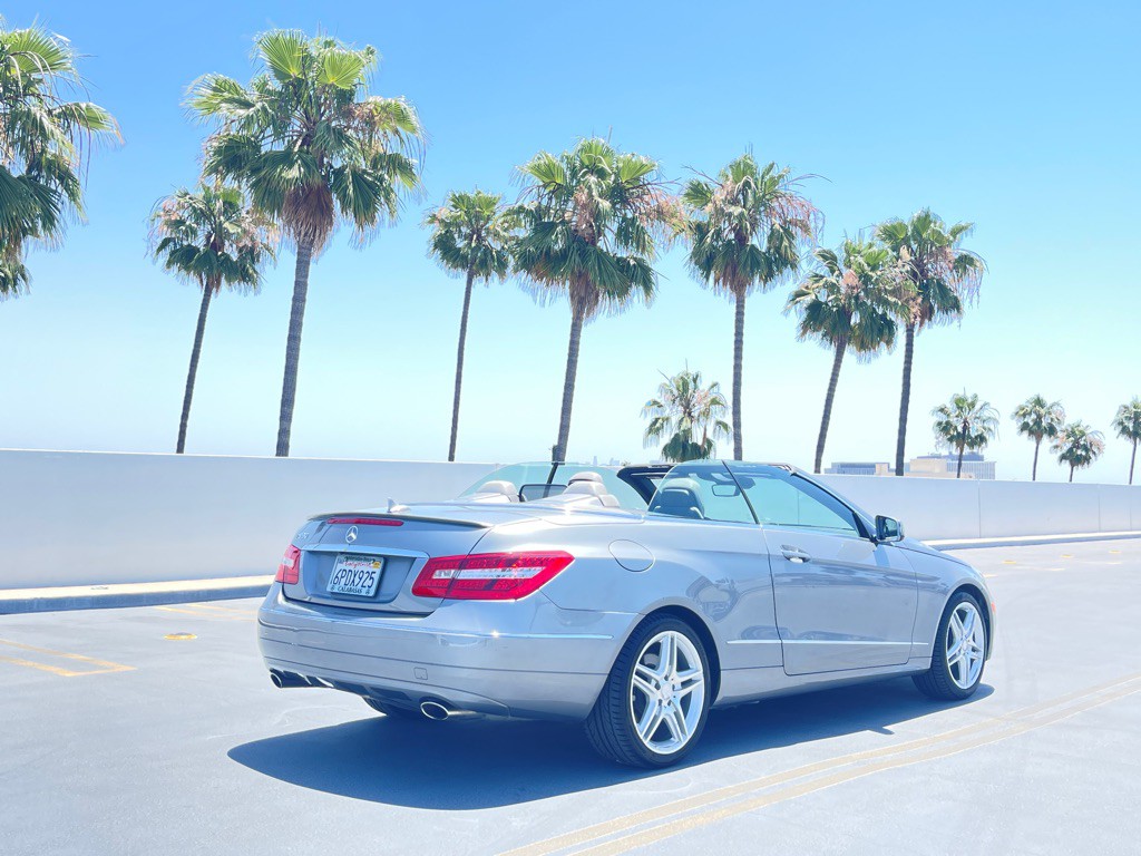 2011 Mercedes-Benz E-Class Image 2
