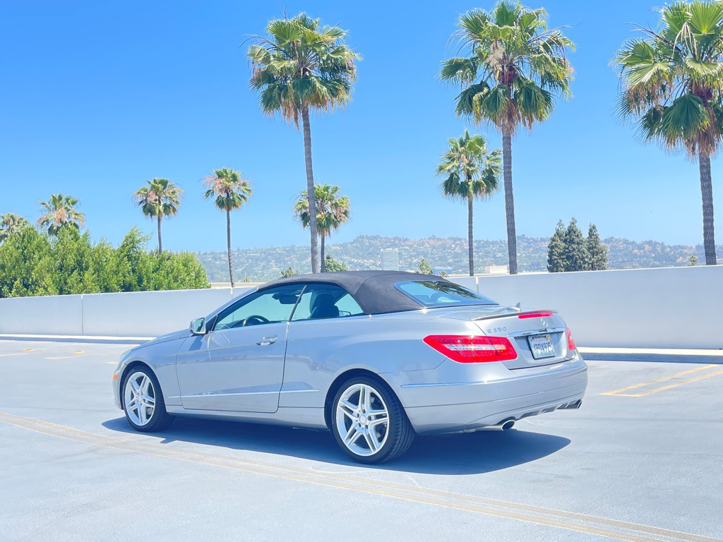 2011 Mercedes-Benz E-Class Image 11