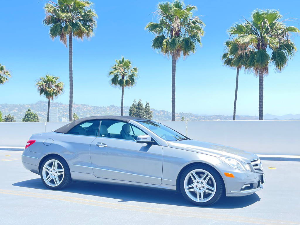 2011 Mercedes-Benz E-Class Image 30