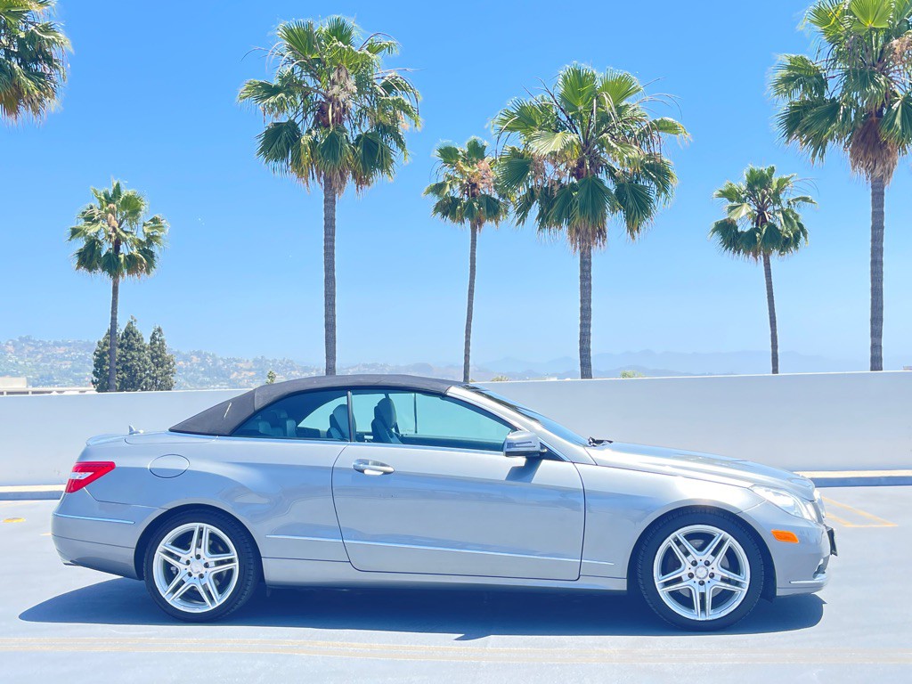 2011 Mercedes-Benz E-Class Image 31