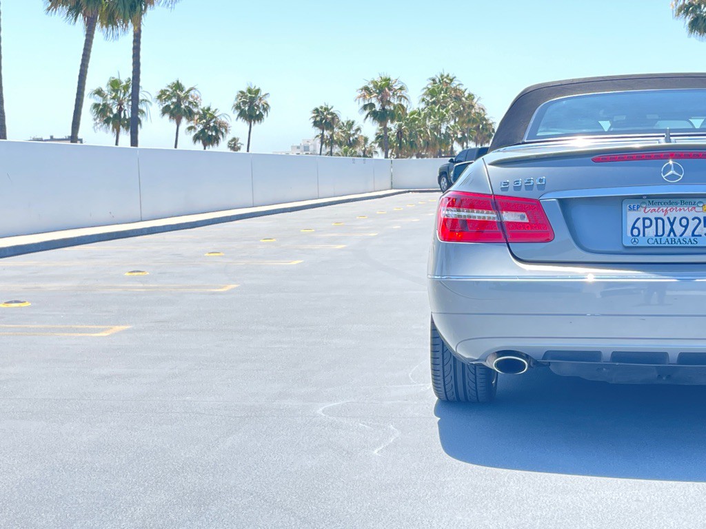2011 Mercedes-Benz E-Class Image 39