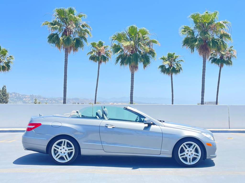 2011 Mercedes-Benz E-Class Image 48