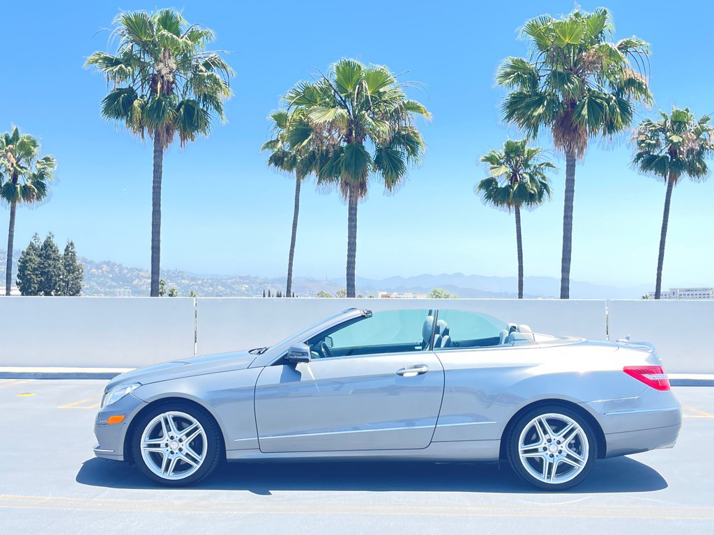 2011 Mercedes-Benz E-Class Image 64