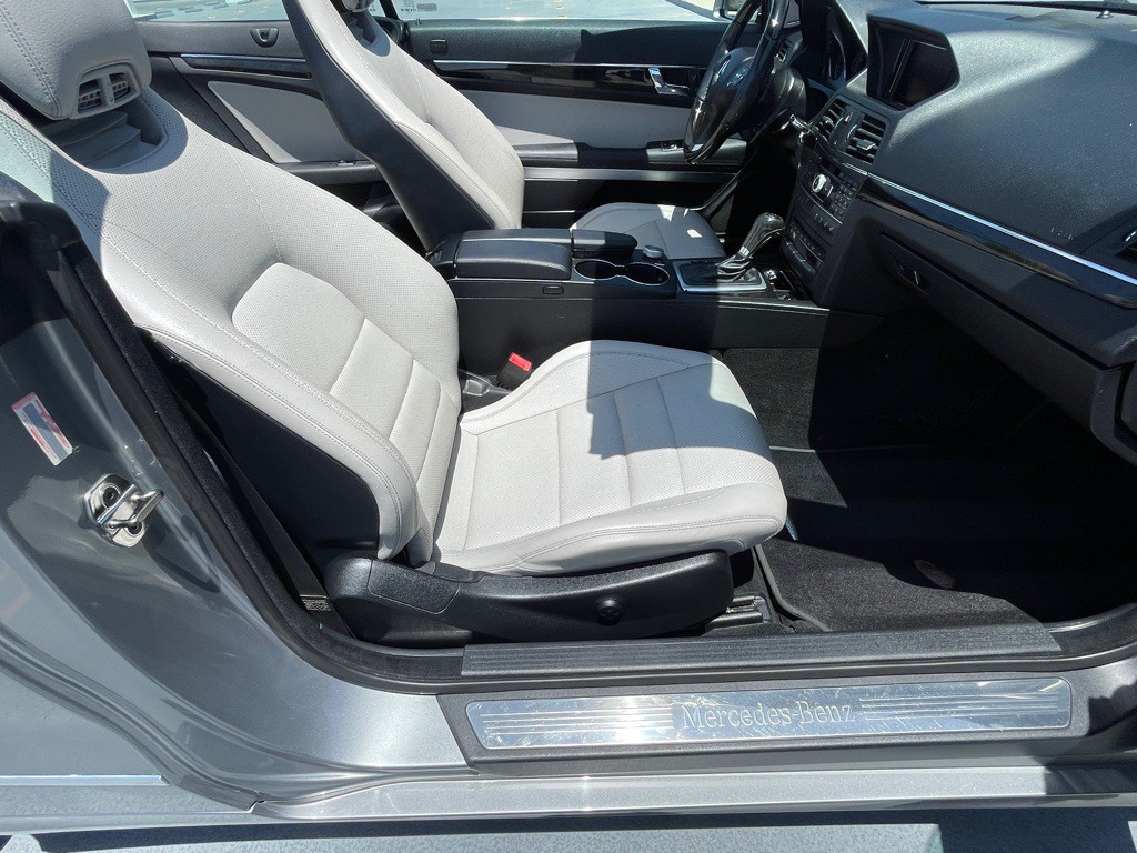 2011 Mercedes-Benz E-Class Image 88