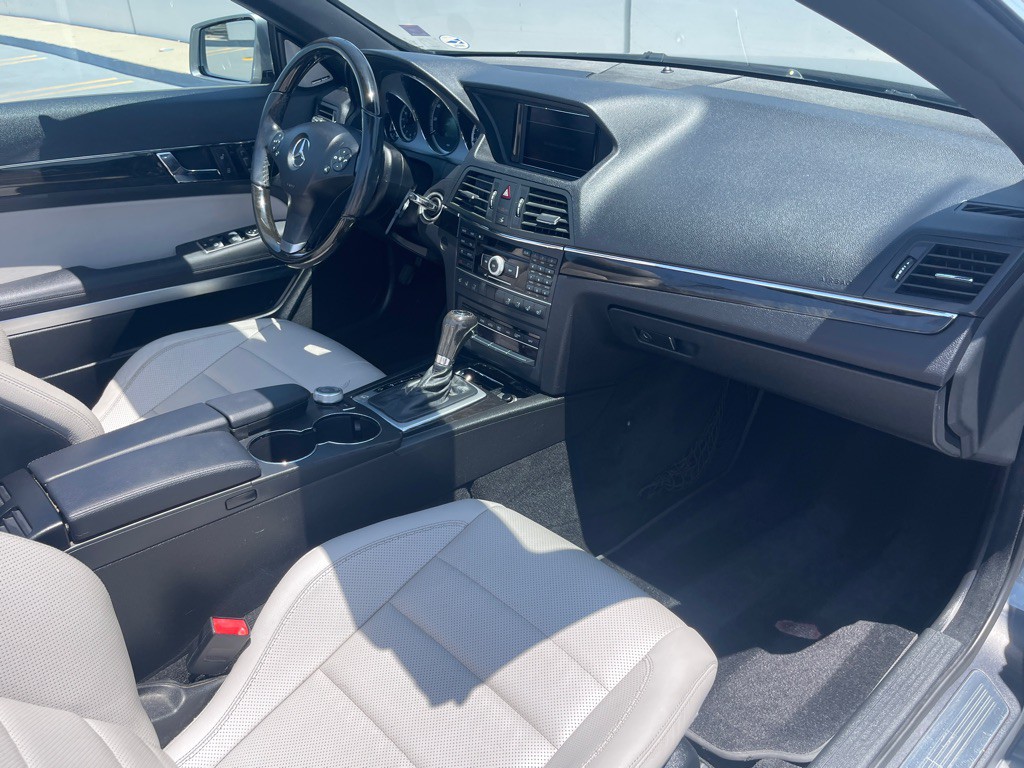 2011 Mercedes-Benz E-Class Image 89