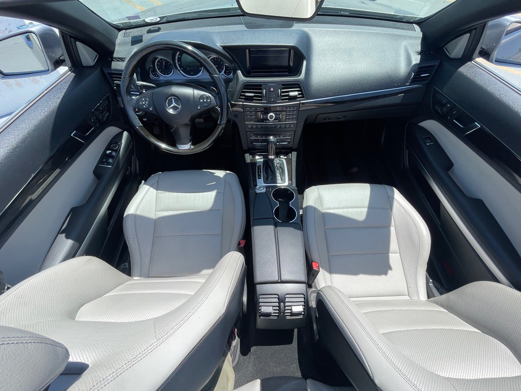 2011 Mercedes-Benz E-Class Image 102