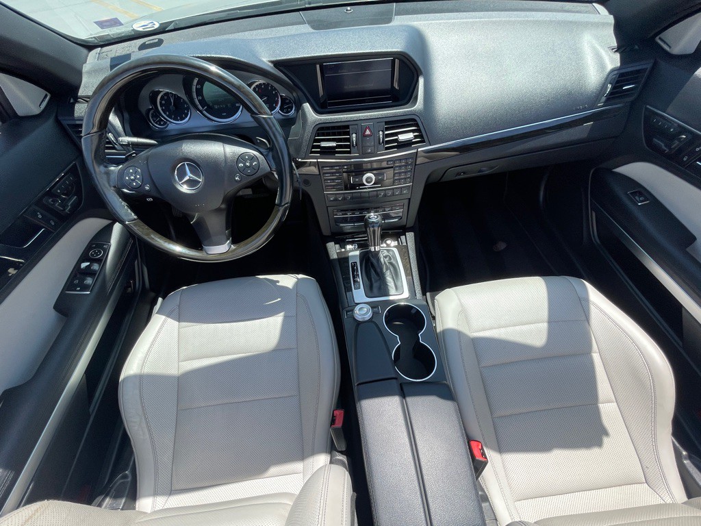2011 Mercedes-Benz E-Class Image 104