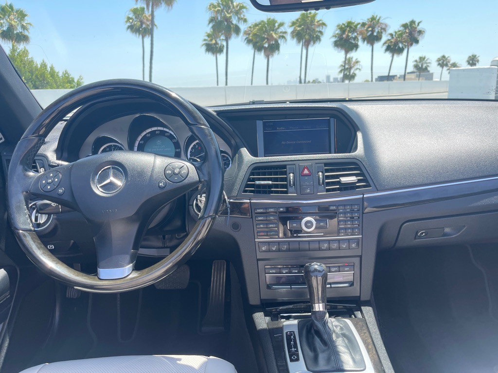 2011 Mercedes-Benz E-Class Image 106