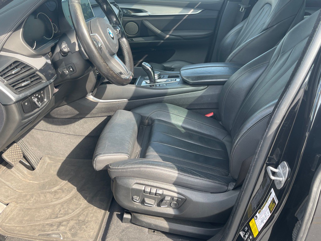 2019 BMW X6 Image 45