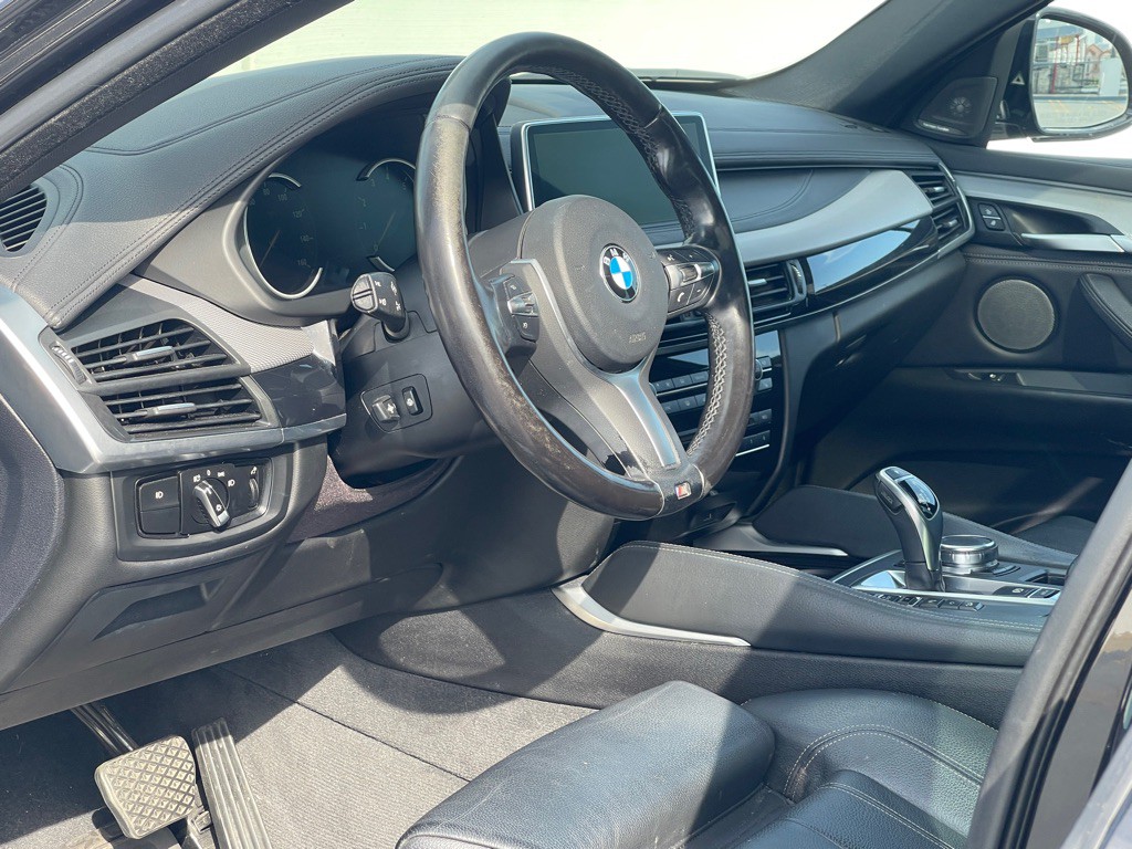 2019 BMW X6 Image 50
