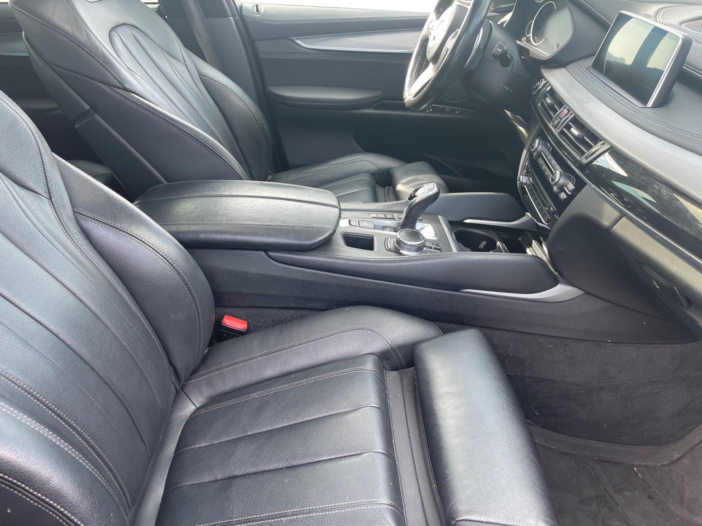 2019 BMW X6 Image 64