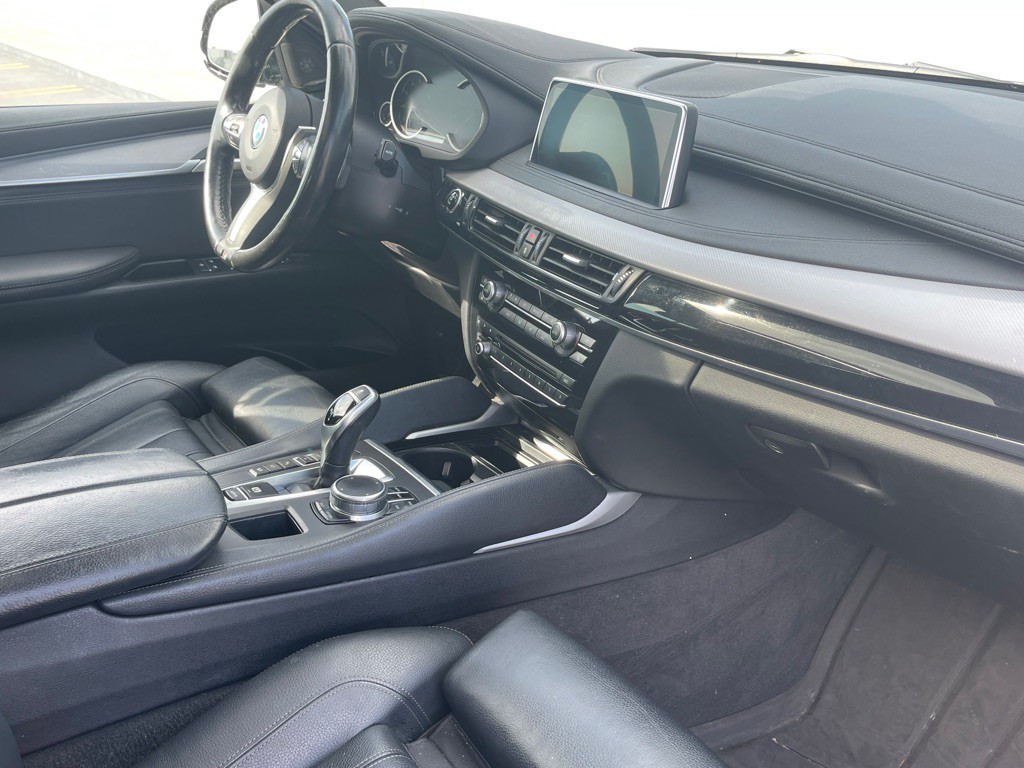 2019 BMW X6 Image 65