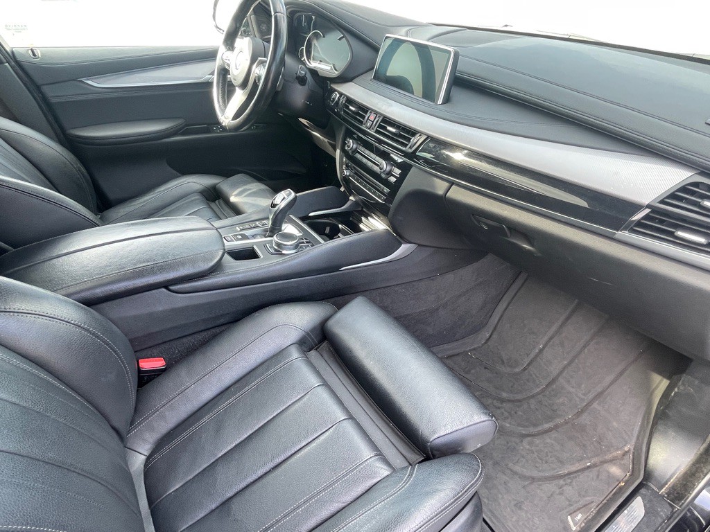 2019 BMW X6 Image 68