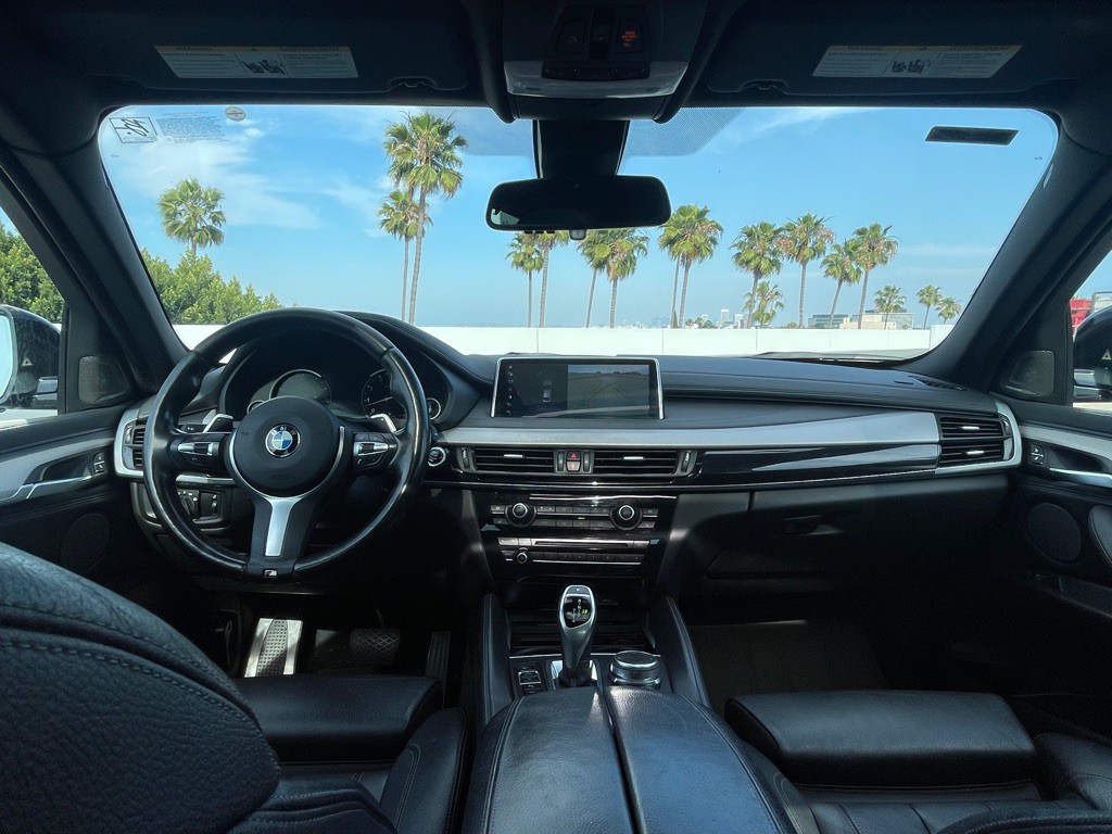 2019 BMW X6 Image 69