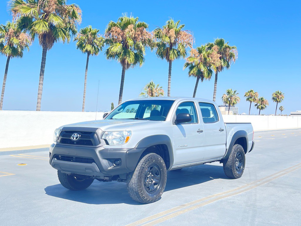 2012 Toyota Tacoma Image 1