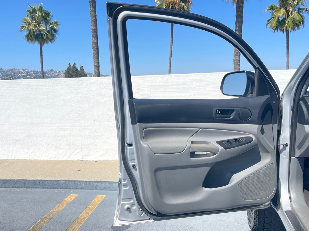 2012 Toyota Tacoma Image 47