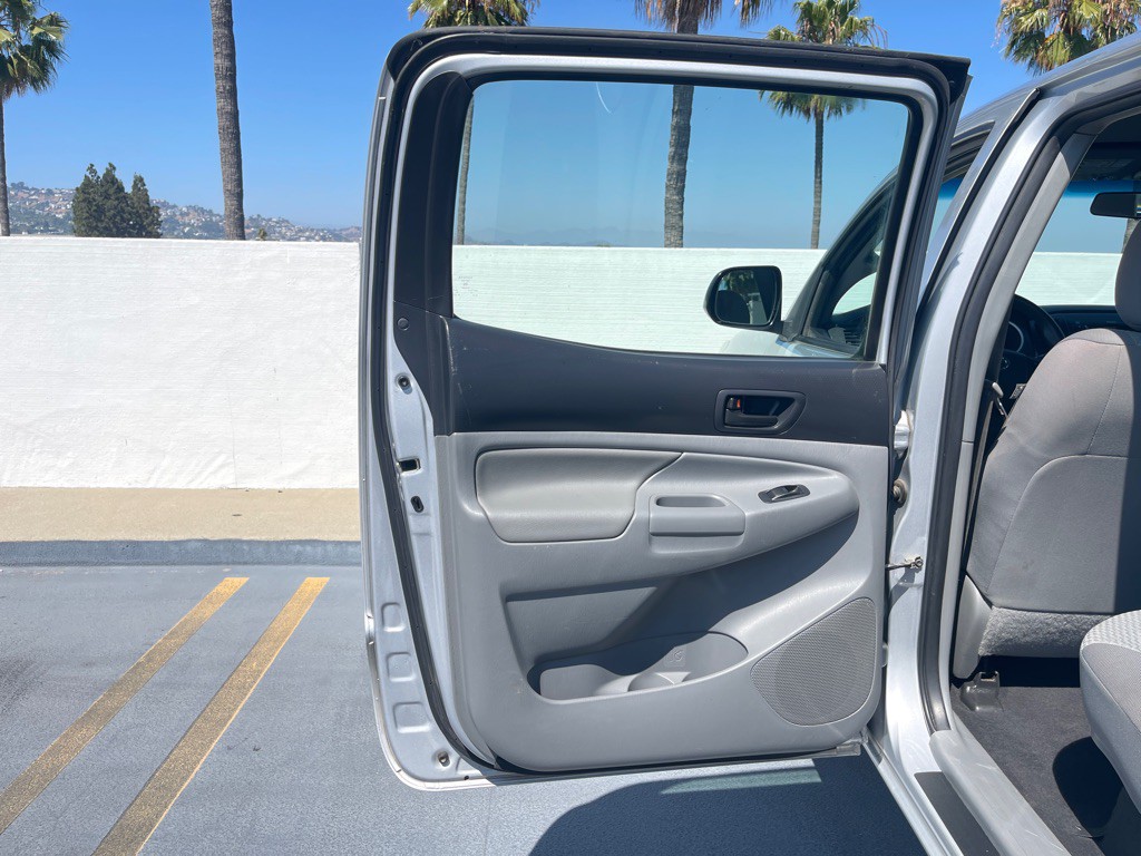 2012 Toyota Tacoma Image 48